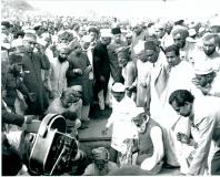 Maulana Abul Kalam Azad, Union Education Minister, passed away at his official residence in New Delhi on February 22, 1958. Photo shows the coffin of the departed leader being lowered in the grave, near Jama Masjid.
